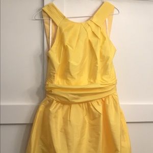 Alfred sung size 10 daffodil dress with pockets